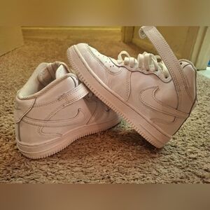 Cute Nike Kids White High-Top Sneakers  Size 13c